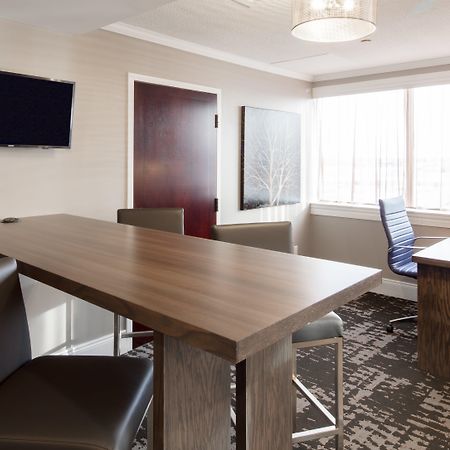 Crowne Plaza Hotel Moncton Downtown By Ihg Extérieur photo