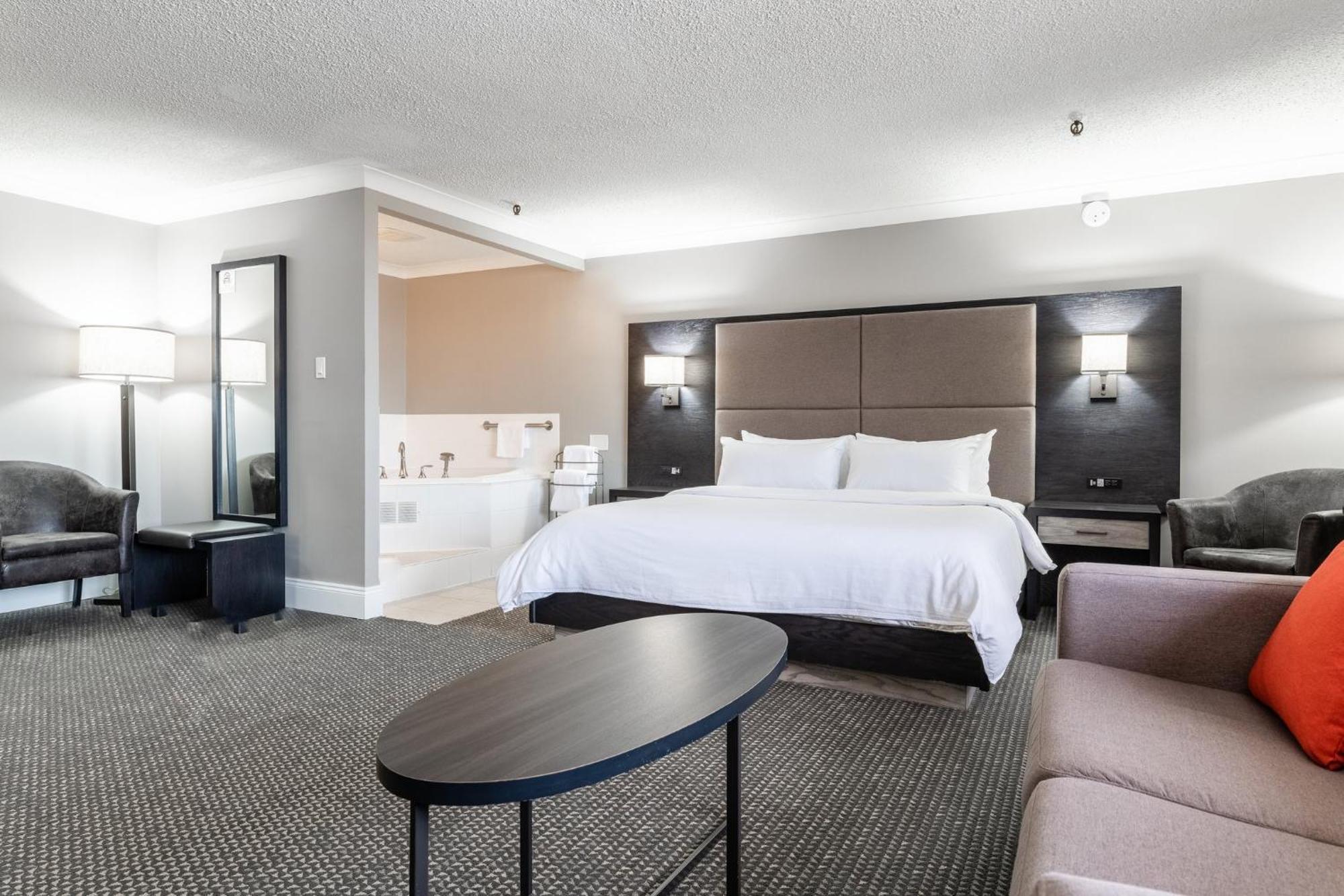 Crowne Plaza Hotel Moncton Downtown By Ihg Extérieur photo